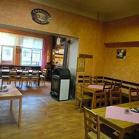 U Lipy Ostrov (Karlovy Vary)