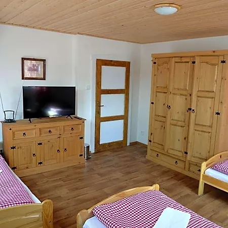 U Lipy Zajazd Ostrov (Karlovy Vary)